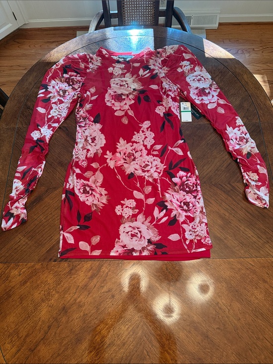 fourteenth place Dresses & Skirts - Red Floral Long-Sleeve Mini Dress